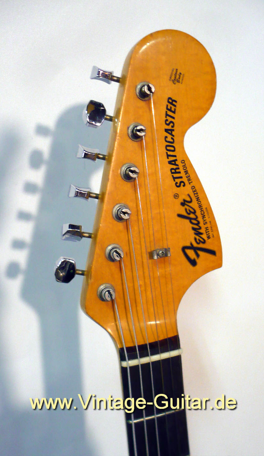 Fender Stratocaster 1971 sunburst c.jpg